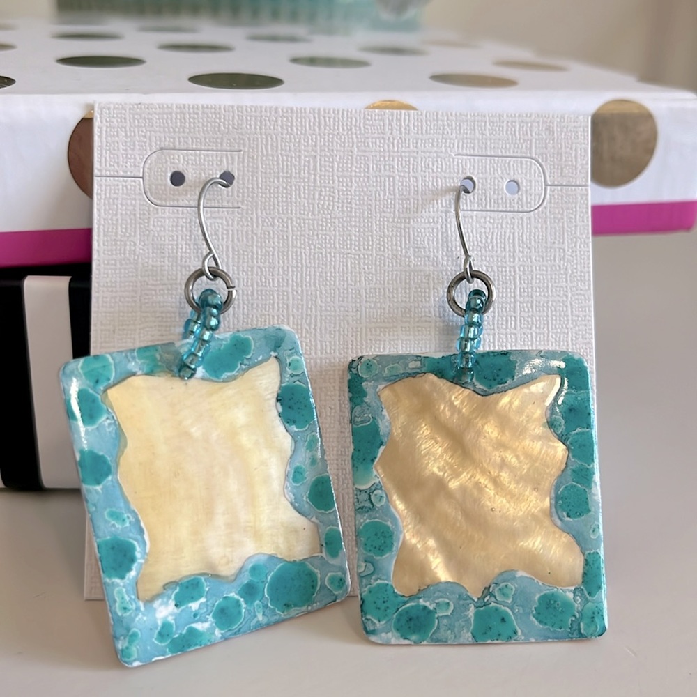 Mother of Pearl Earrings | Turquoise
